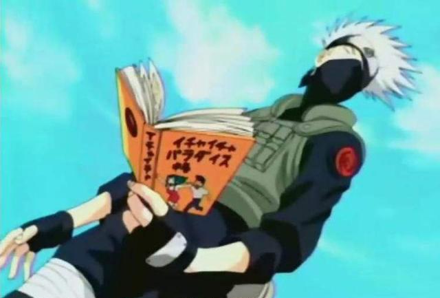 卡卡西的标志性动作就是捧着书战斗,可那本书的来历非同一般!