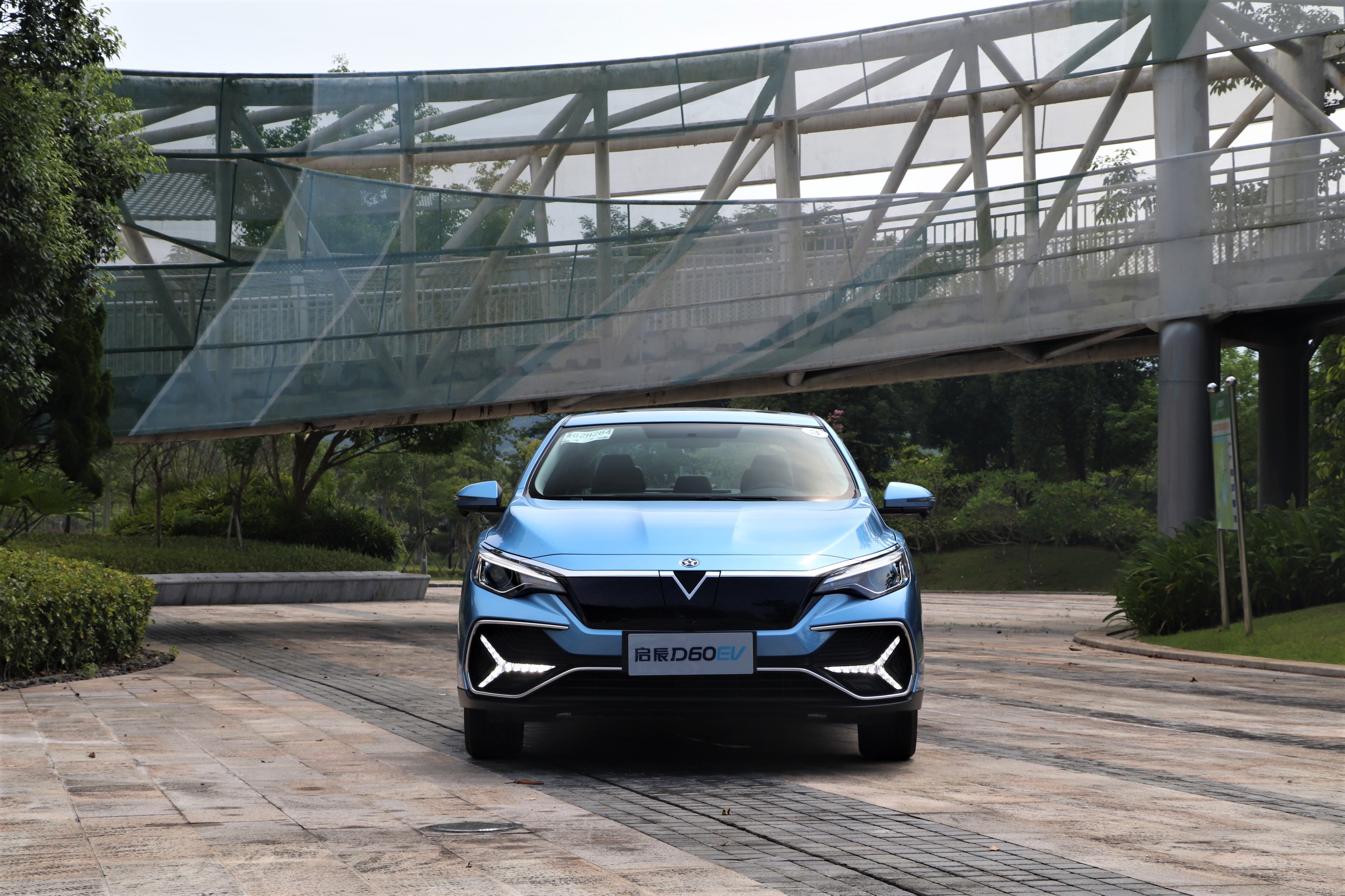 东风启辰d60 ev首试:"关了灯"跟轩逸一个样?