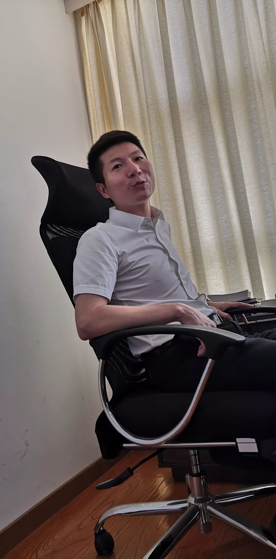 以上为和康集团品牌总监许江华 跟许老师年龄相仿 以下为和康医疗集团