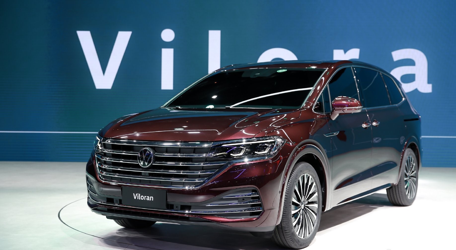 别克gl8强大竞争对手来了!大众mpv首发亮相入局豪华商务mpv市场