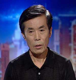 71岁何庆魁罕现身眼神呆滞身材发福高秀敏去世他大受打击