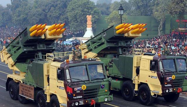 报道,西南方向放出了危险的战争信号,最近印度试验了自己的新型火箭炮