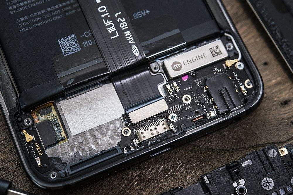 什么是手机横向线性马达?它常被旗舰机阉割,用过却直呼很爽!__凤凰网