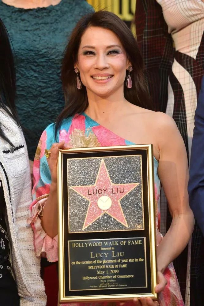 最丑cindy逆袭!大长腿走秀气场两米八,练出马甲线撞脸超模吕燕