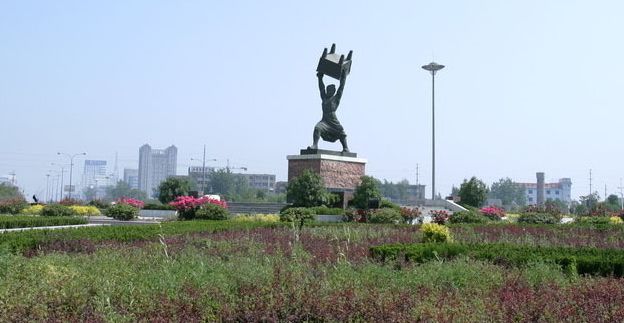 【简介】有往北京,上海等地的卧铺汽车.