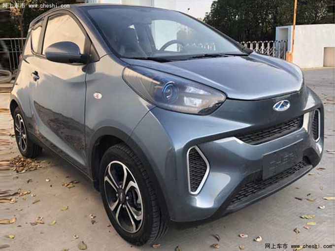 奇瑞这款两门电动小车造型酷炫有17项配置可选装