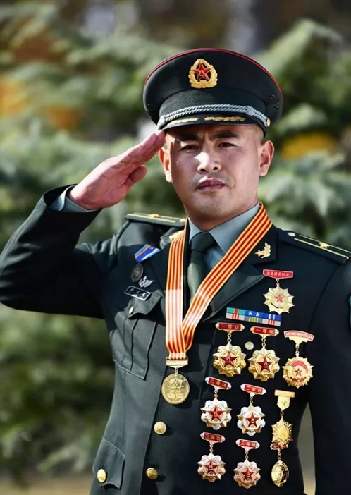 现任陆军第80集团军某旅侦察营营长的李庆昆于2013年,2018年两次赴