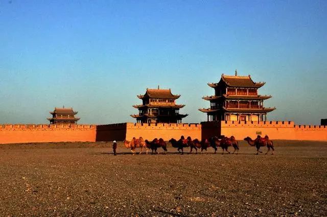 丝绸之路上,你不可错过的10大景点