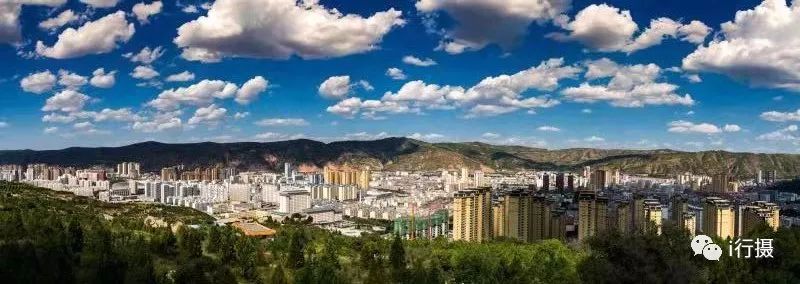 定西市全景圖定西是甘肅省轄地級市,位於甘肅中部,通稱