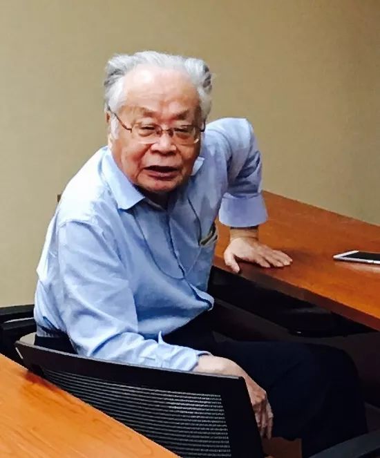 中科院院士何祚庥:王贻芳等人对撞机方案是个钓鱼工程