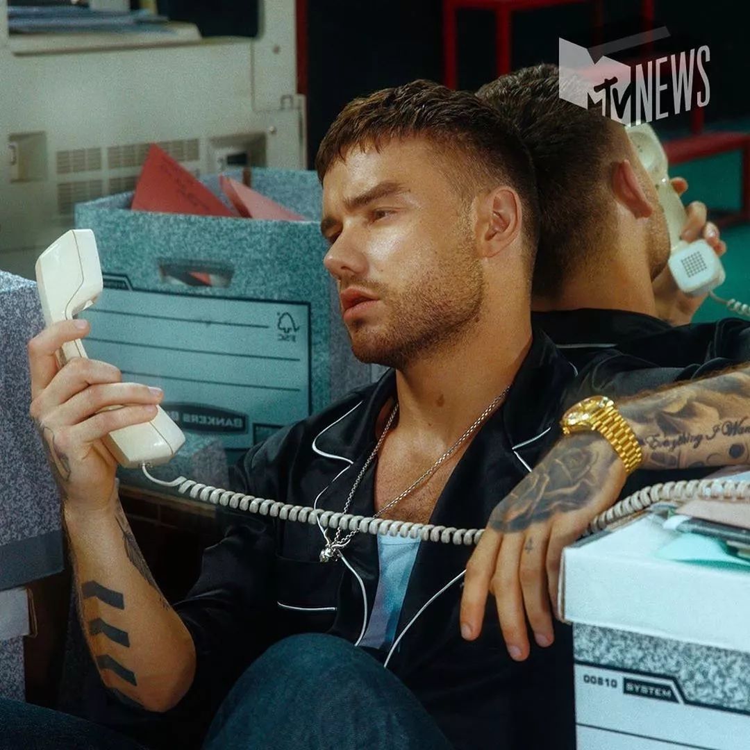 莉莉liampayne最新写真我想当他儿子的后妈