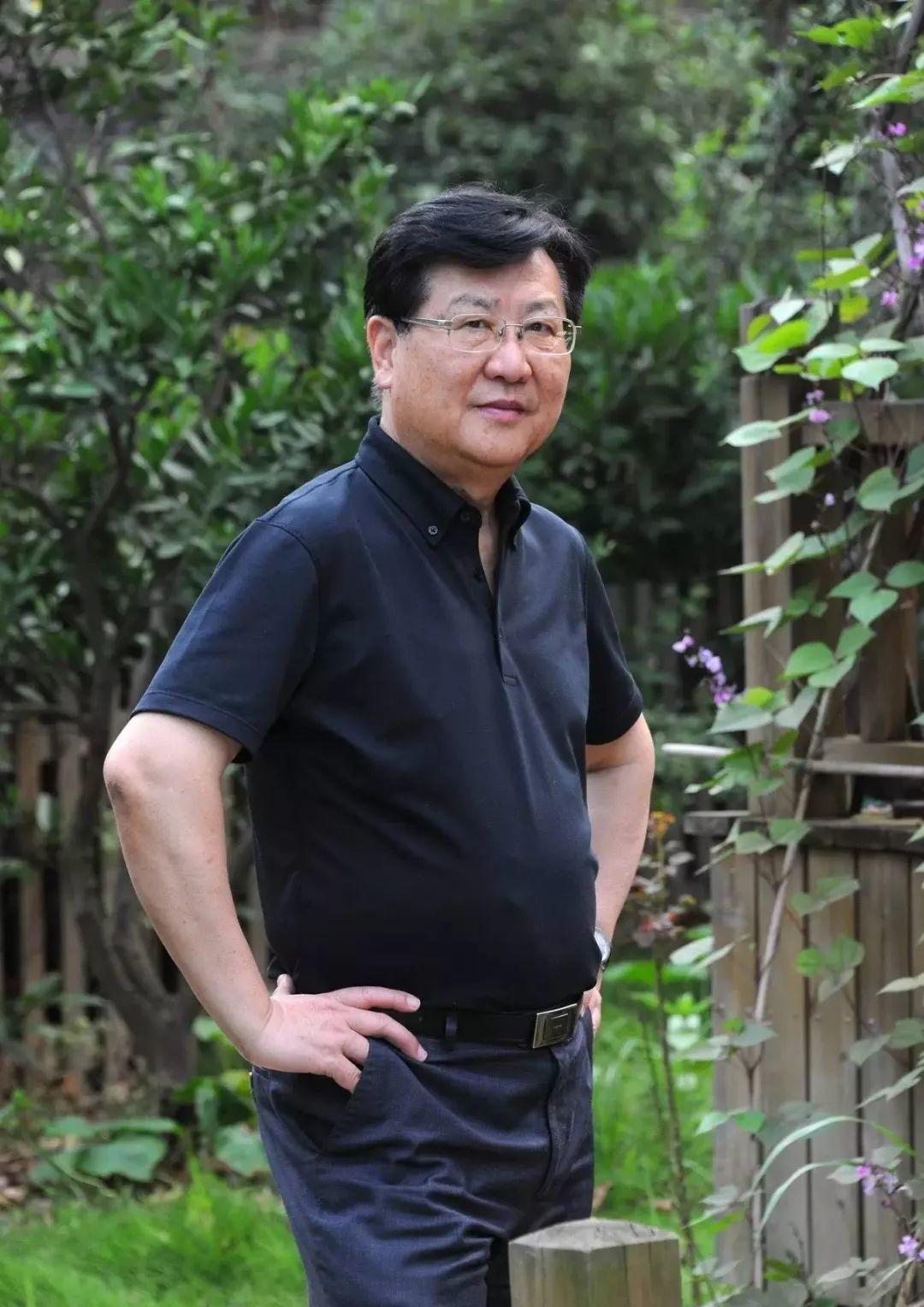 萧平丨君子不器博观约取