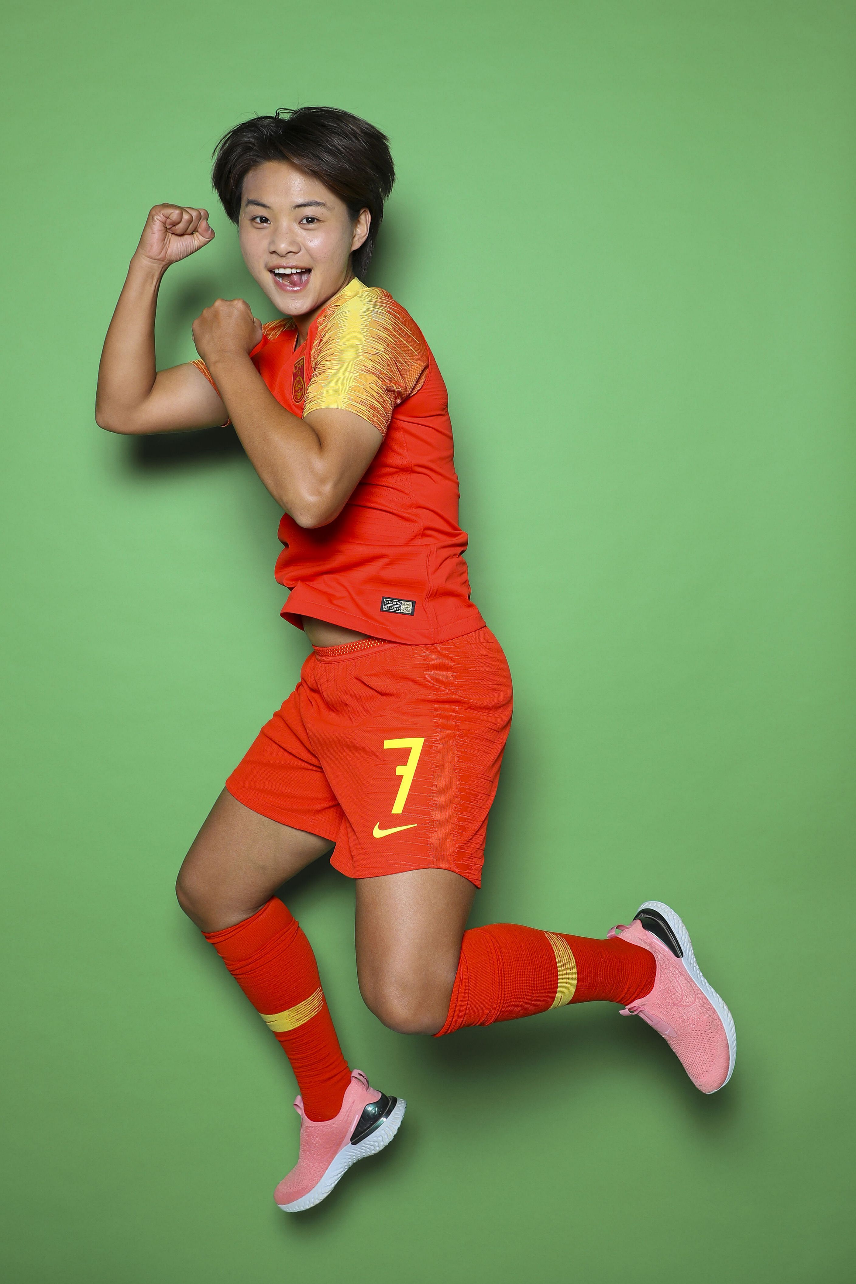 中国女足今晚迎战新西兰,王霜冲击百场里程碑__凤凰网