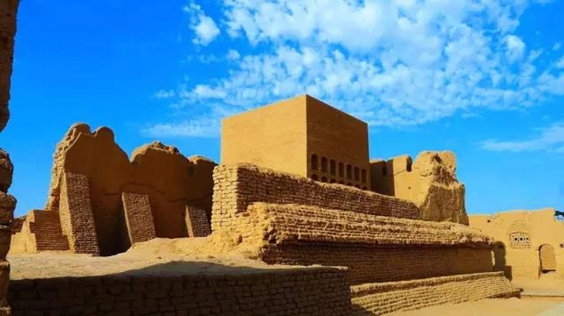 火焰山哈密回王府玉门关遗址月牙泉莫高窟嘉峪关故城大佛寺雷台汉墓