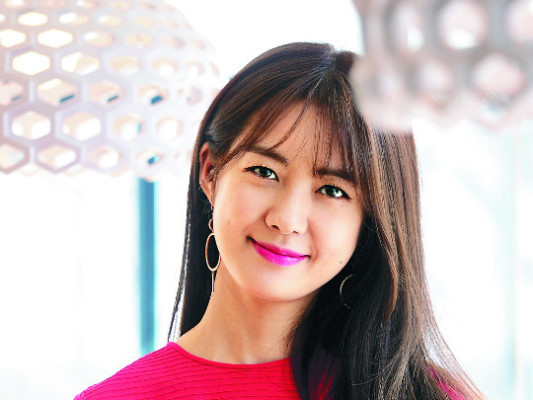 韩国女星李枖原居住40亿豪宅 23岁嫁人成阔太 新剧化身飒爽女强人