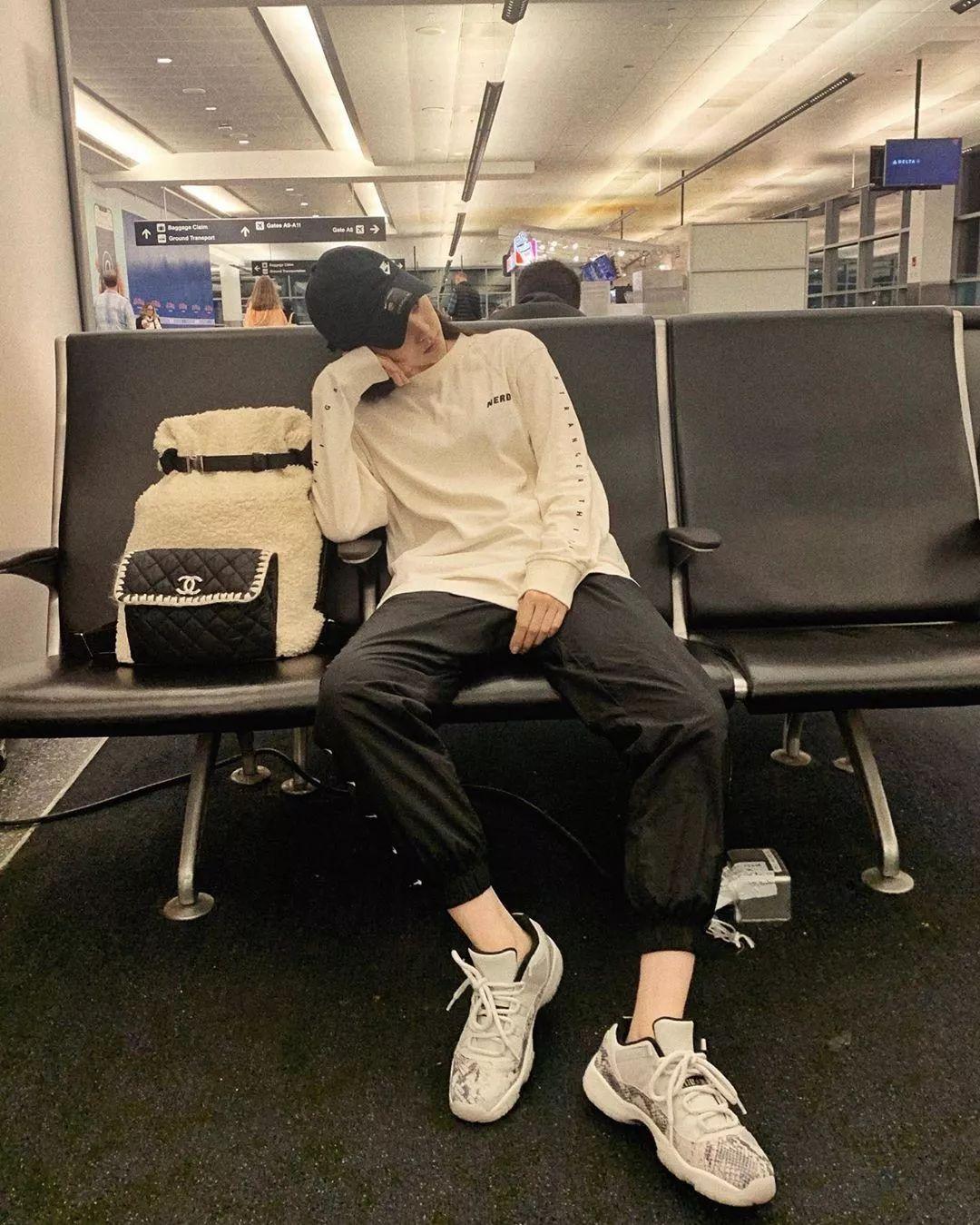 磕爆欧阳娜娜穿搭匡威女孩都是直男斩新一代穿衣模板深扒