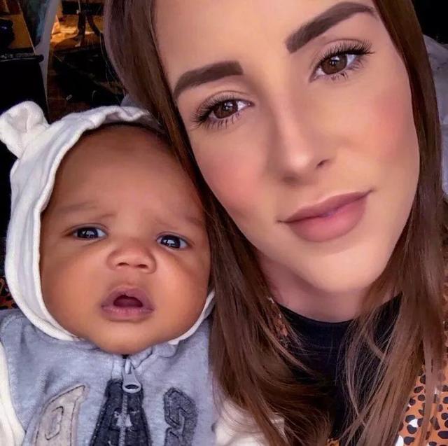 黑白配!德国男篮施罗德晒出与白人娇妻亲密照,女方力赞他是最棒