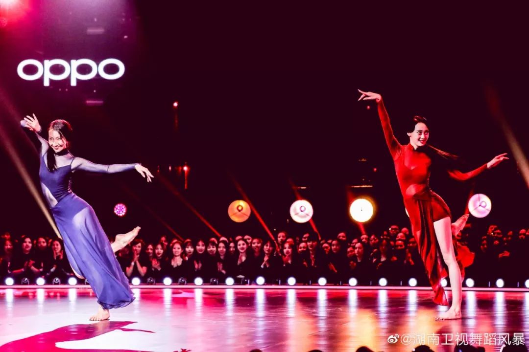 辽芭舞团团长亲自指导,郝若琦·王雪柔《惑·心》惊艳全场