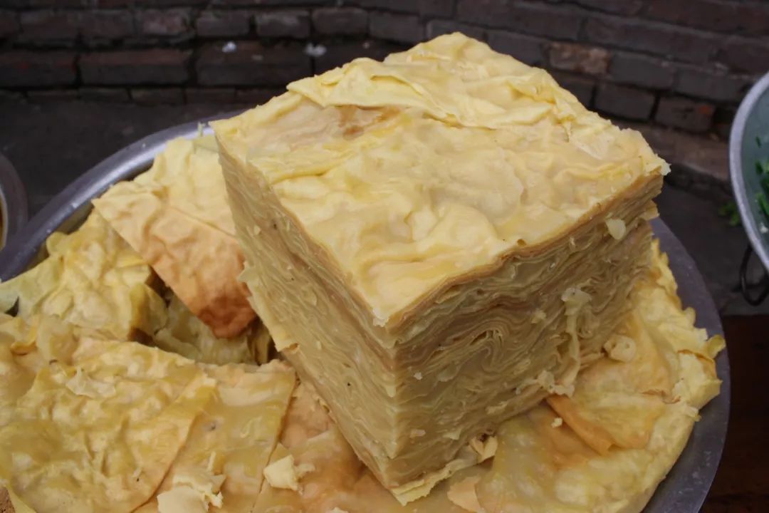 寻味云南普洱,景东彝族美食千层粉