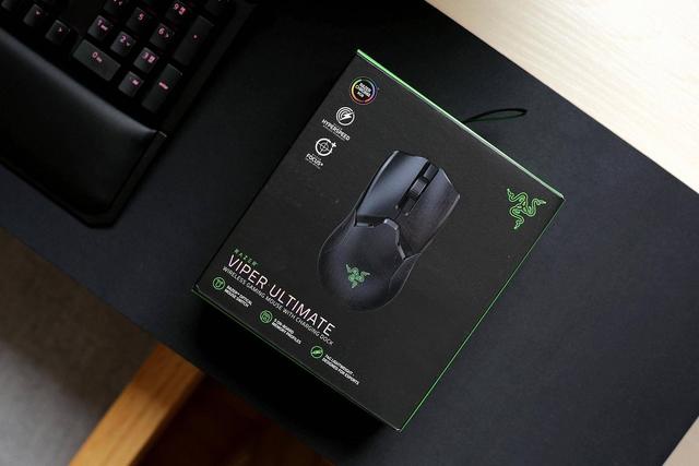 雷蛇毒蝰终极版评测轻量化设计全面进化的游戏利器