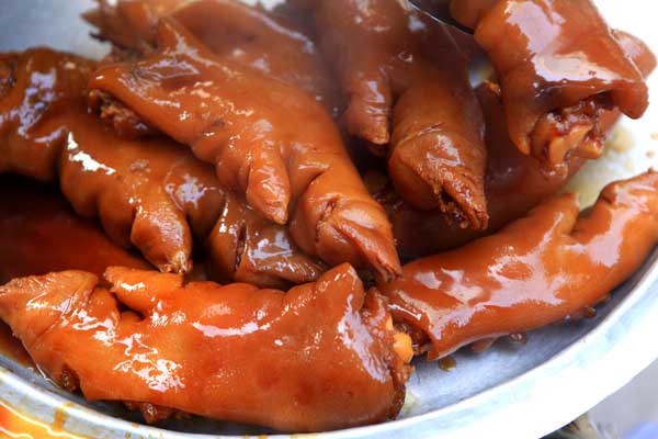 卤肉不香要用添加剂?大错特错,卤肉真正的香味,来自于这4种香