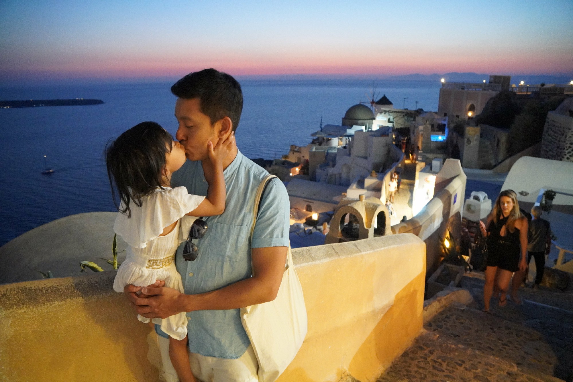 立威廉希腊宠两世情人与女儿夕阳kiss