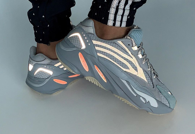 反光效果出众!yeezy 700 v2 "inertia" 真滴好看