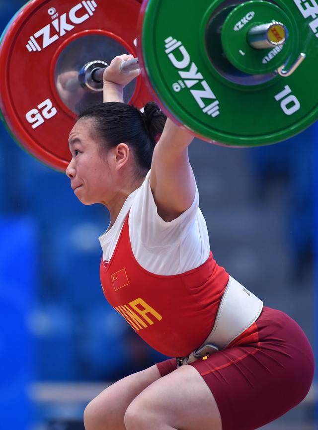 举重——世界杯:蒋慧花获女子49公斤级总成绩冠军__凤凰网
