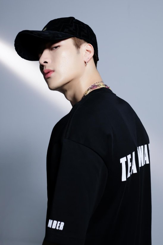 终于等到你!王嘉尔首张数字专辑网易云音乐预售在即