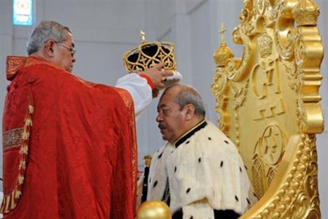 汤加王室:以胖为美的国度和勤于减肥的国王