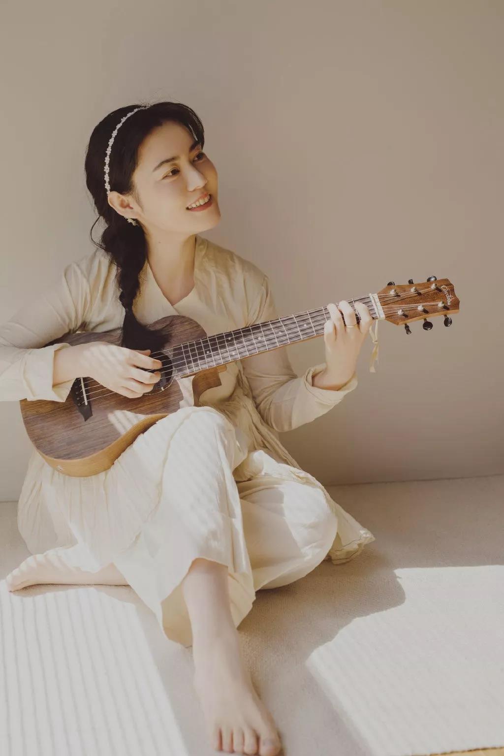 民谣歌手程璧素人如何从文学走入音乐