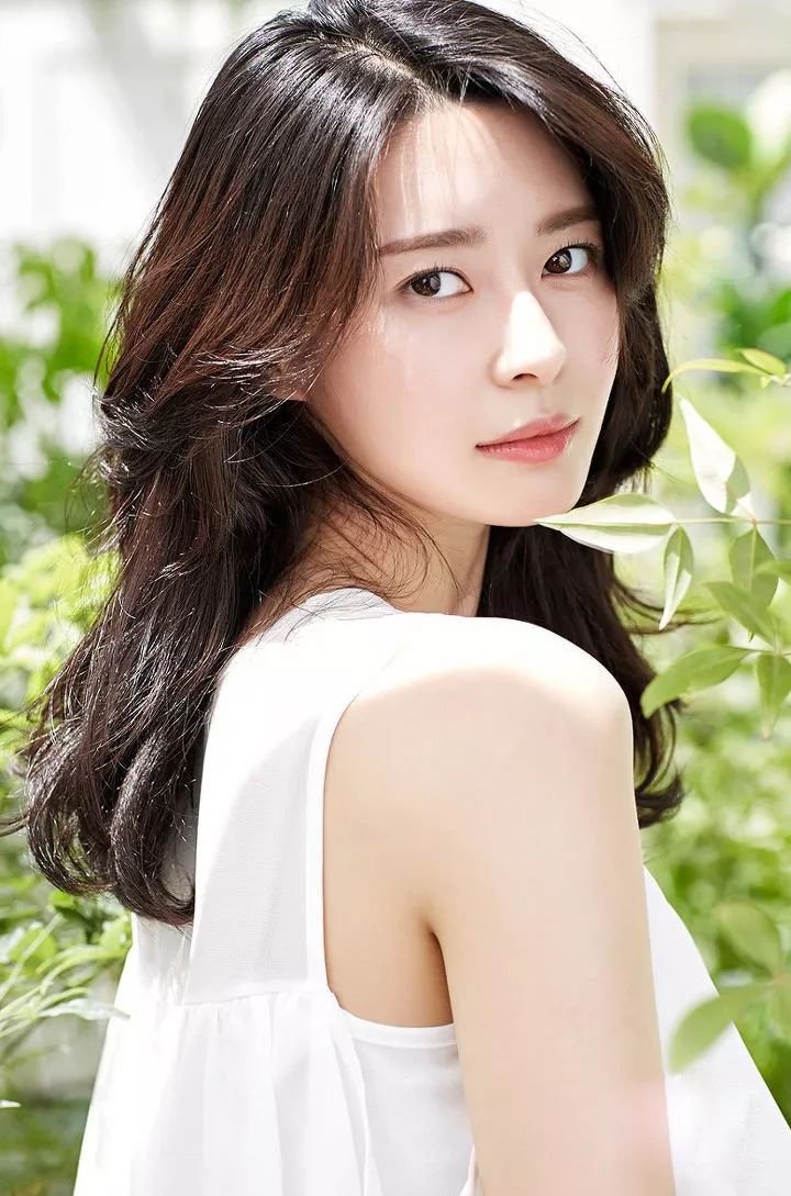 她被称为女团性感标杆你评评理