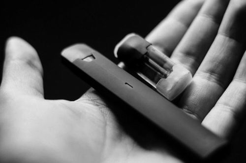 电子烟成侵蚀青少年新毒品