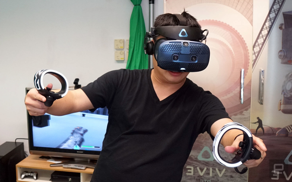 htcvivecosmos动手玩六镜头定位追踪的新一代vr系统