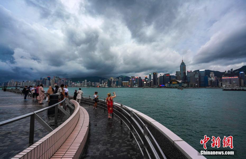 香港天文台发布三号强风信号