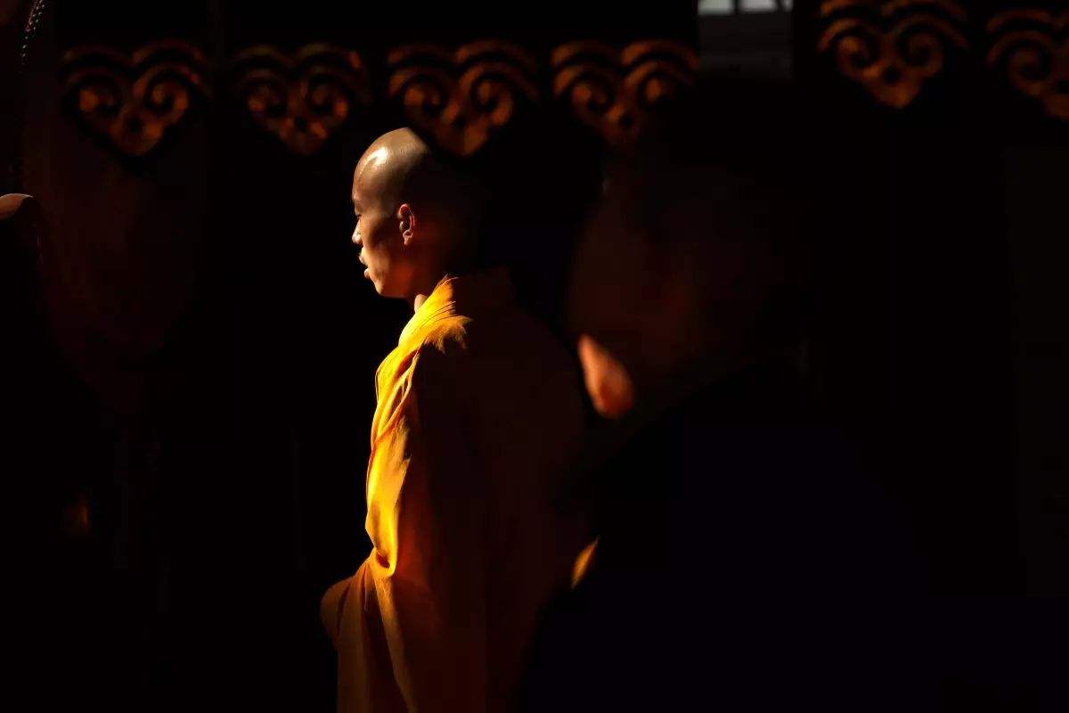 学佛之后心生烦恼,读经又滋生心魔,真正的佛法修行是什么?__凤凰网