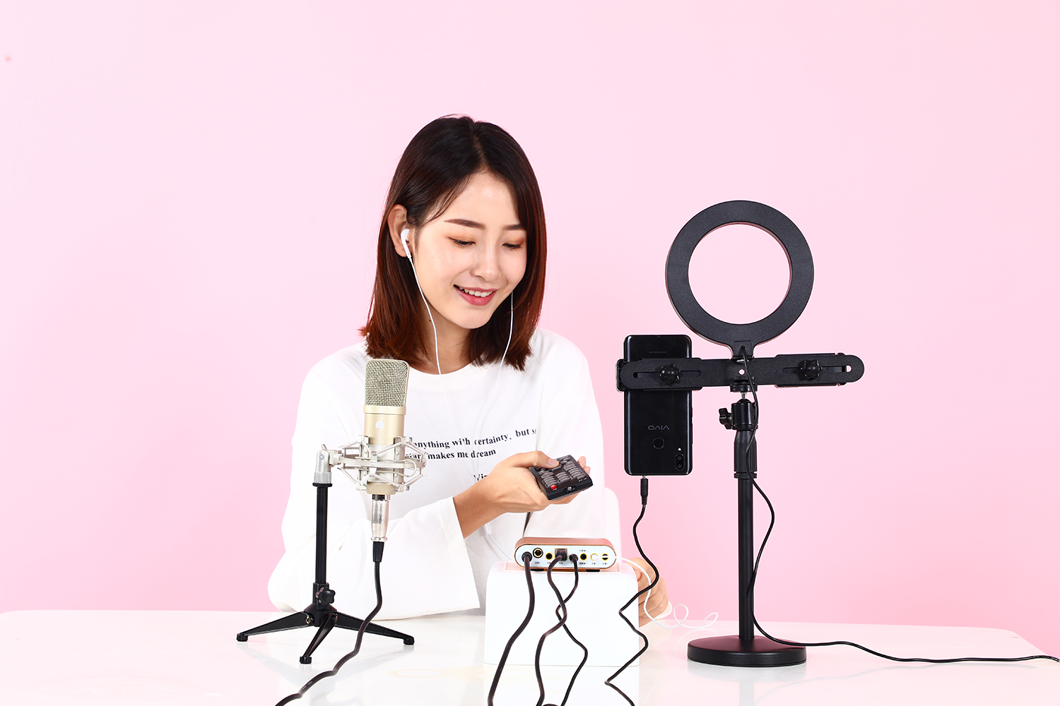 客所思引爆千种特效:声音不再是主播短板