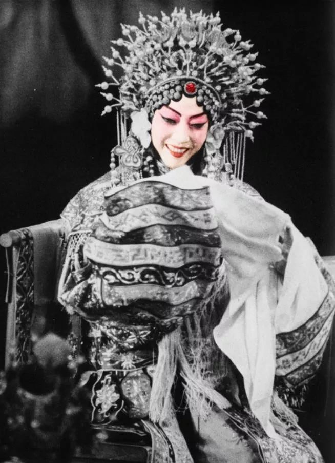 一票难求时隔百年梅派京剧艺术再次引爆日本