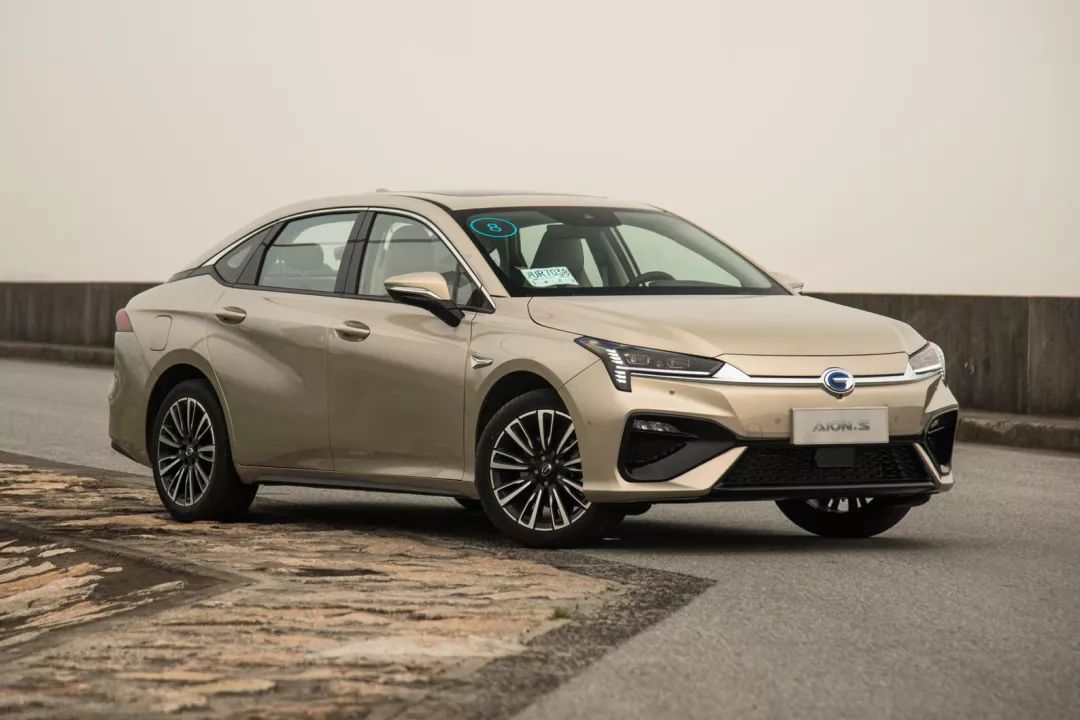 8月新能源销量出炉北汽eu系列销量破万高居第一不到5万的宝骏e100很