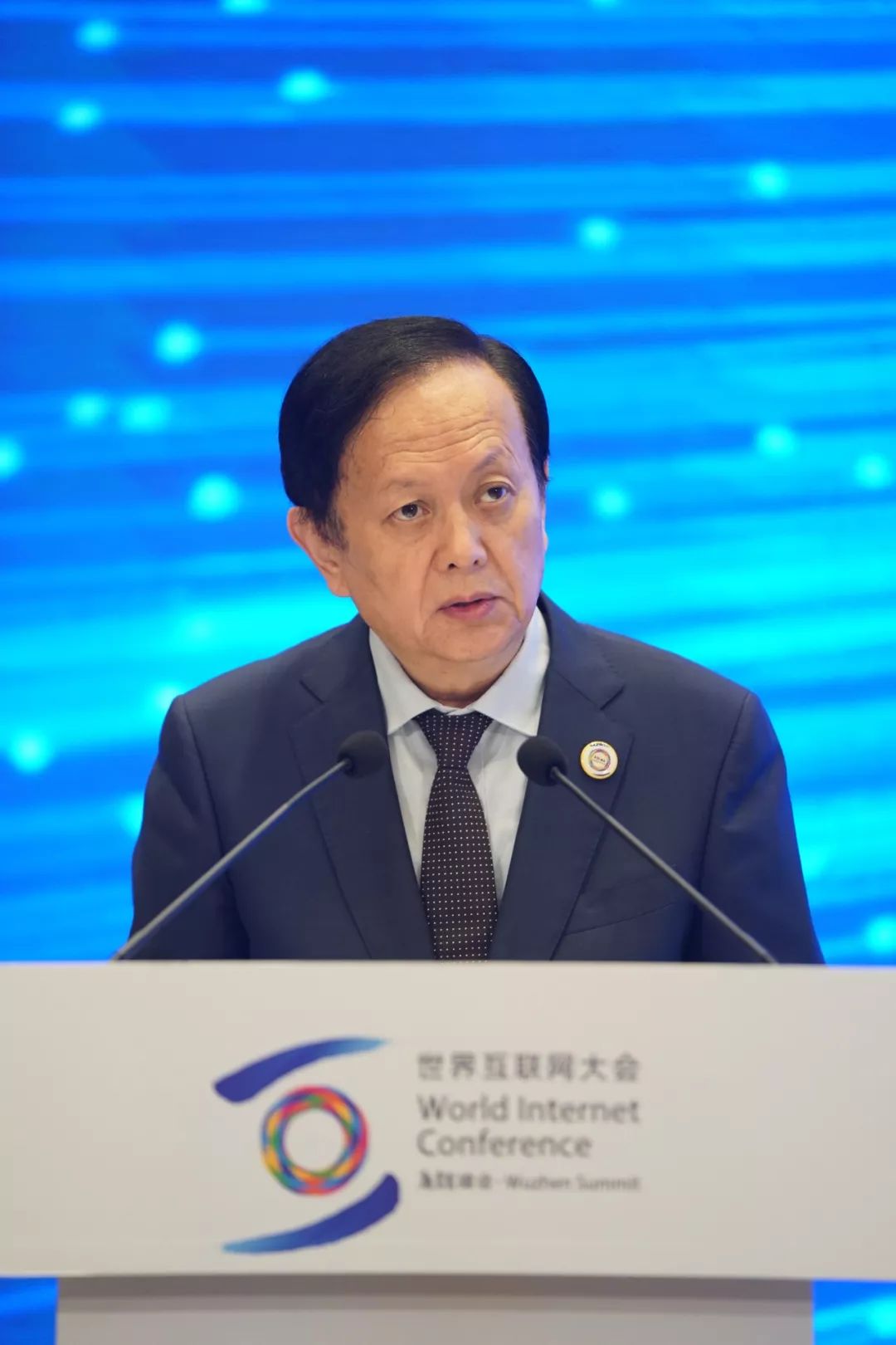 建设智慧社会人民日报社社长在乌镇提出三点主张