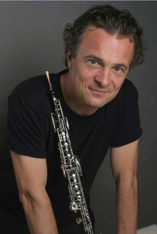 双簧管表演艺术家奥利维尔&middot;杜瓦斯