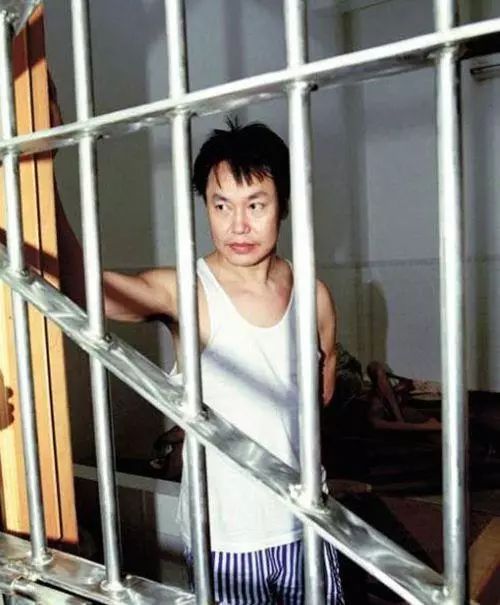 香港“世纪悍匪”张子强人生最后老照片曝光,出来混迟早要还的__凤凰网