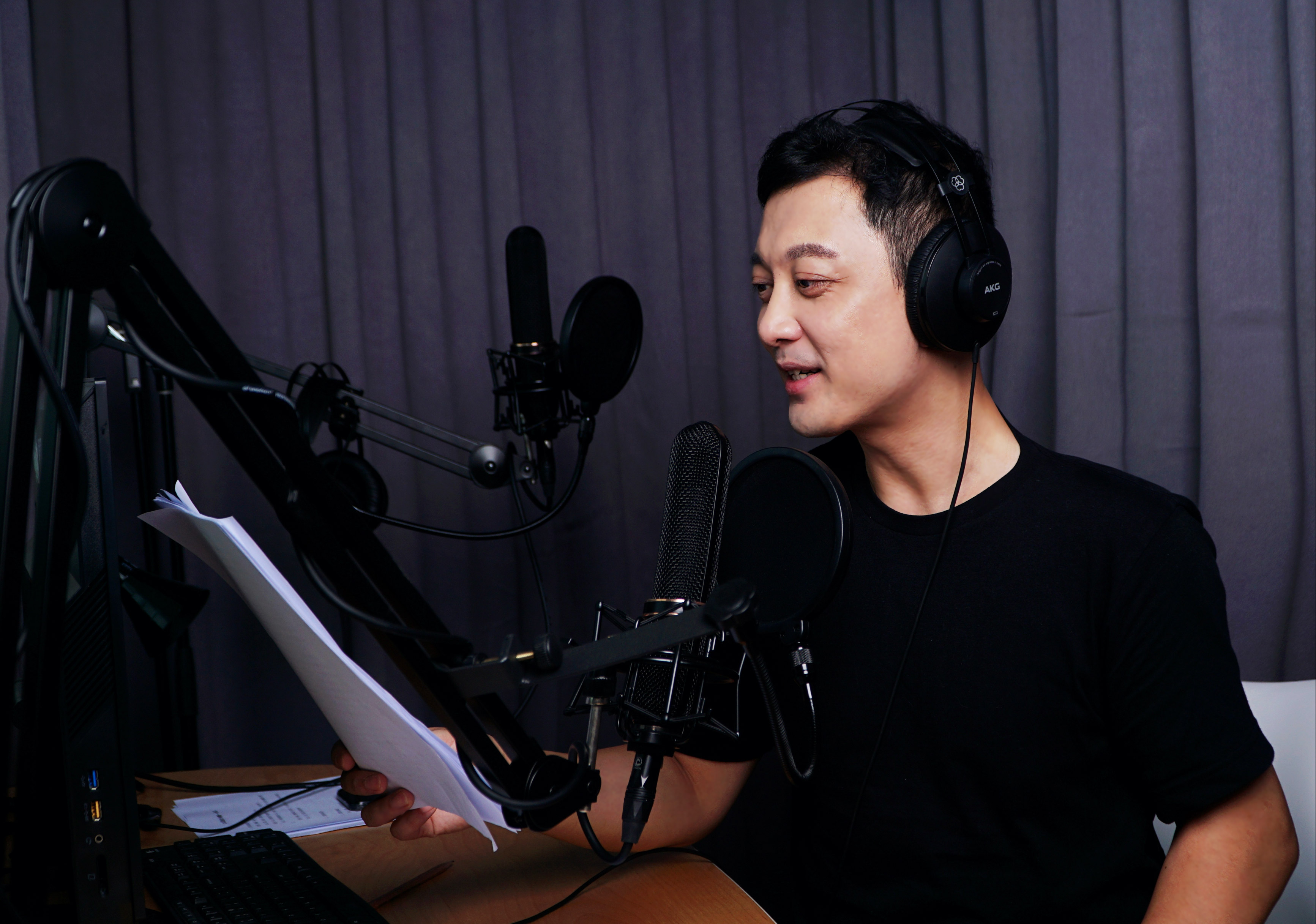 hero栋梁杂志专访张大鹏从生活中寻找感知幸福的方式