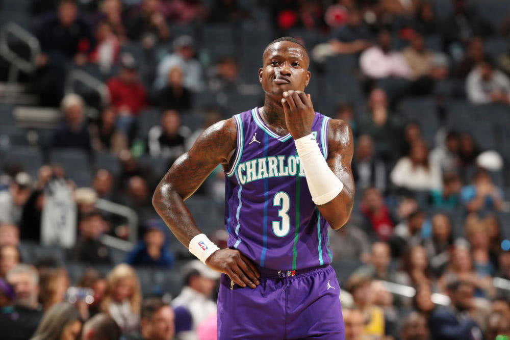 弹无虚发!罗齐尔首节5投全中,单节独砍14分1篮板1助攻