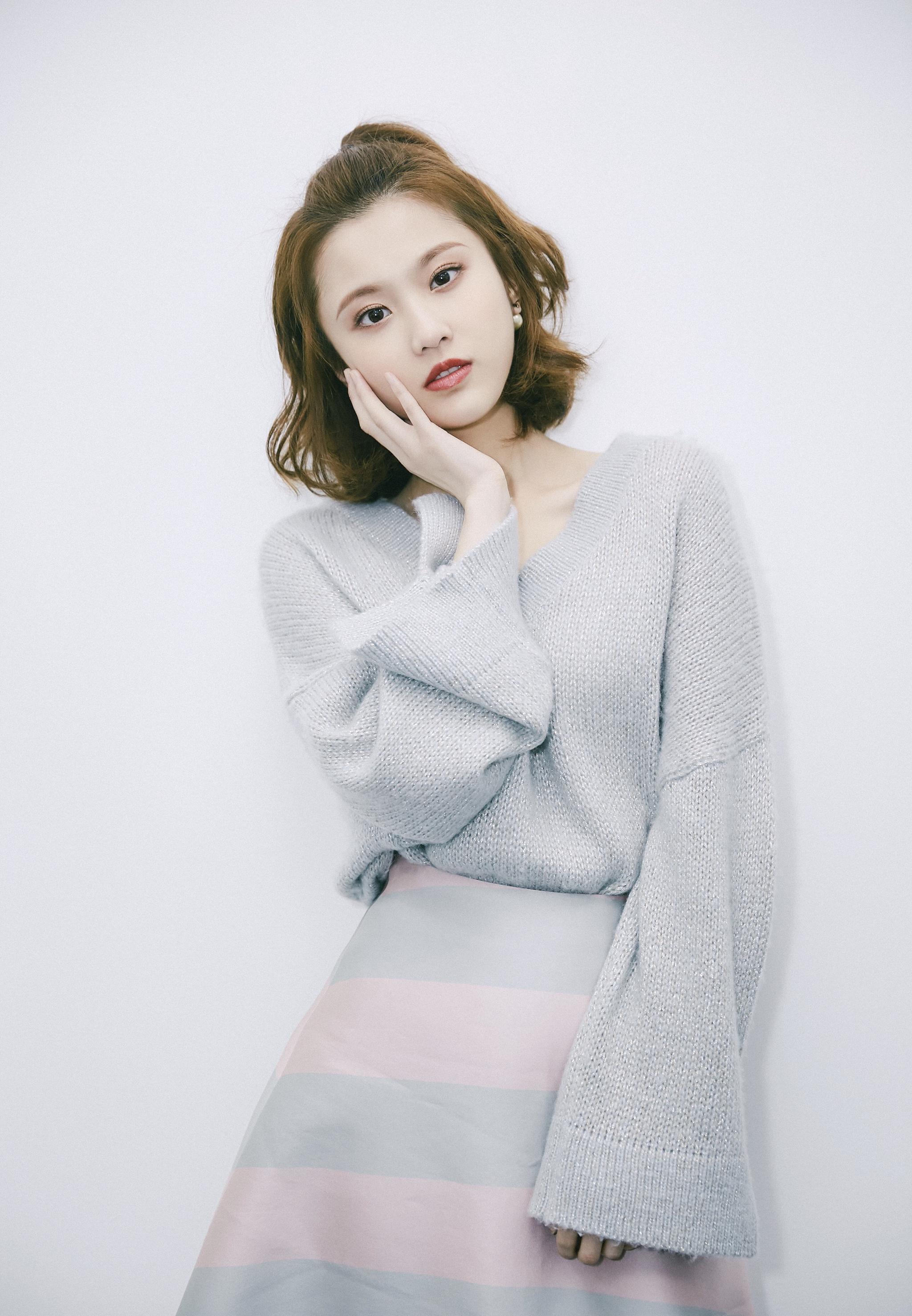 明明是谋女郎起点高她现在却要在有翡中做女配角