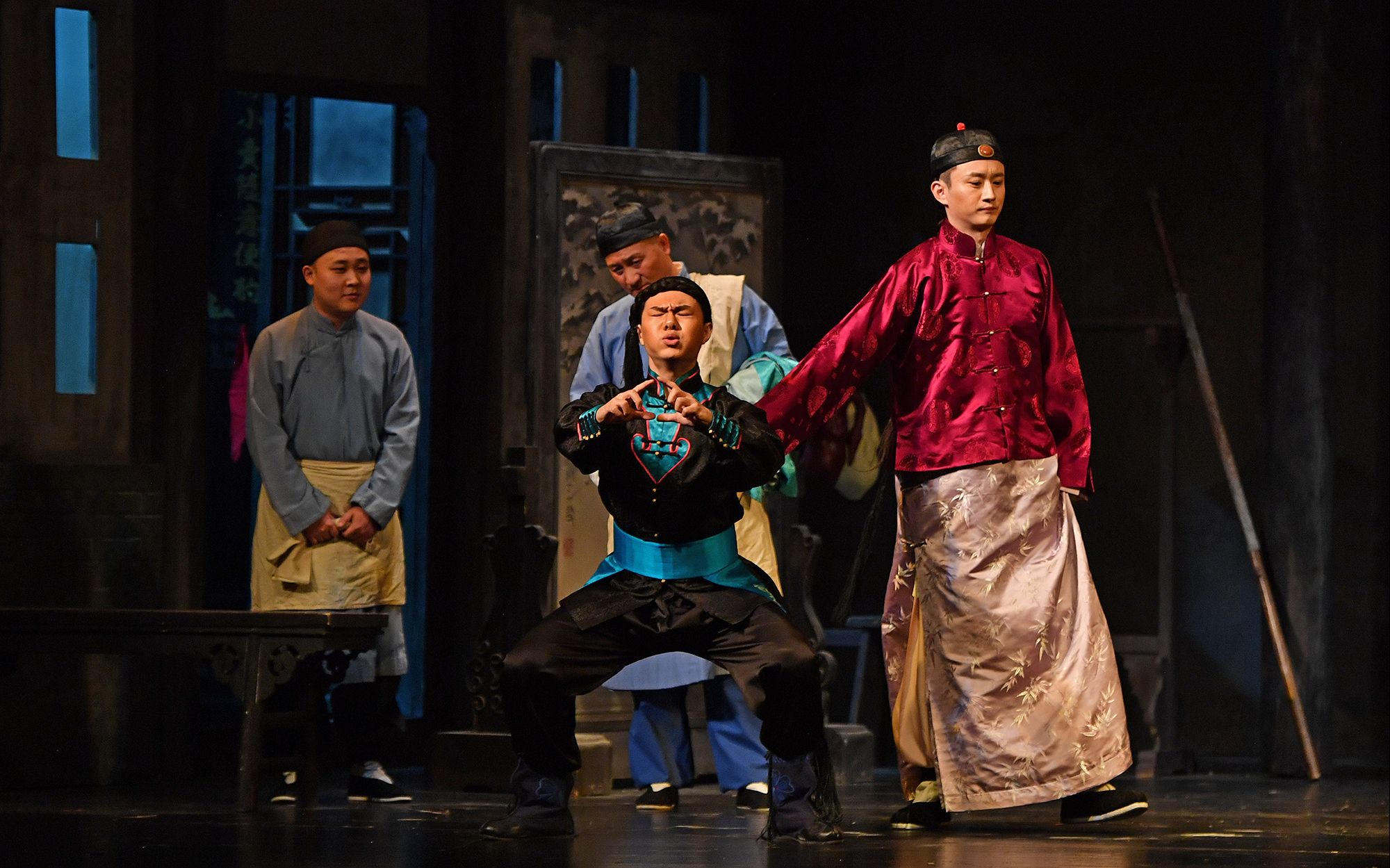 《天下第一楼》再登首都剧场 ,导演:换新人不是打补丁