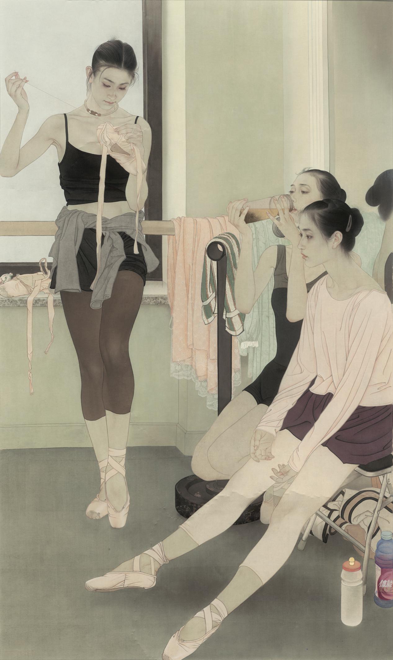 何家英笔下的女性千姿百态本人偏爱纯净清雅的女孩