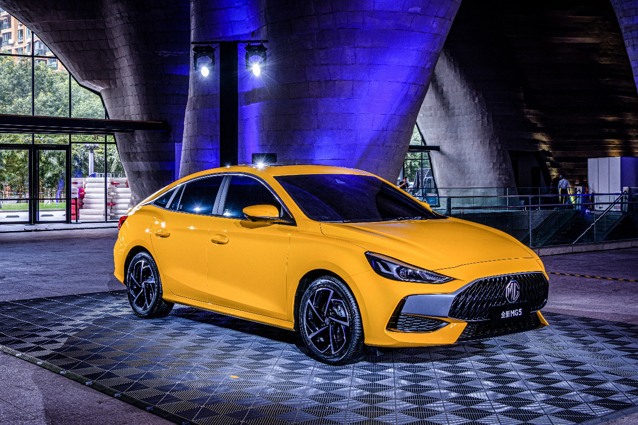 更入门,更动感的四门轿跑车,全新mg5正式亮相