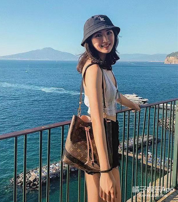 任正非女儿,何苦把自己p成网红