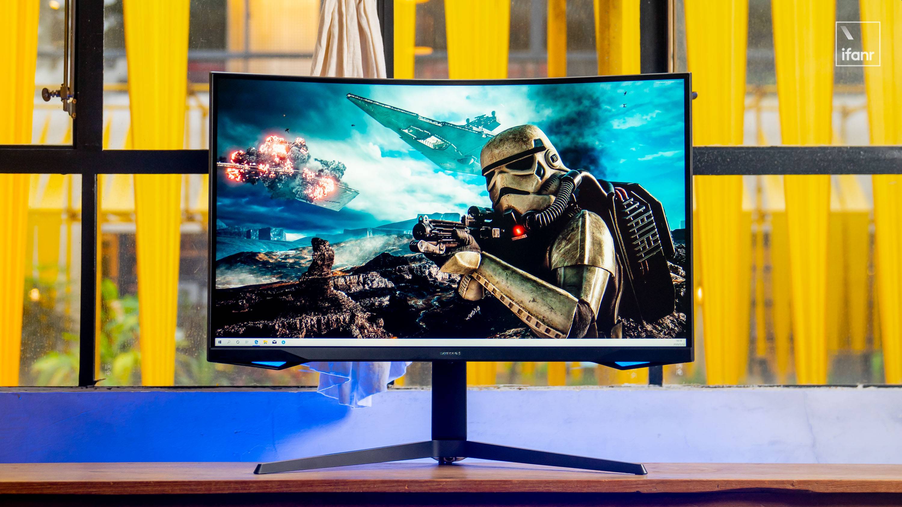 打开凤凰新闻,查看更多高清图片随着竞技类游戏的火热,电竞显示器从